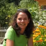 Sabine Pleininger spricht beim Online Bio-Balkon-Kongress zu Wildbienen und Nützlingen.