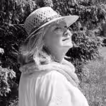 At the Online Organic Balcony Congress, Dany Kroll presents experiences with plants and watering methods that have proven successful on hot city balconies.