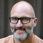 Permakulturdesigner Adrian Ballbach spricht beim Online Bio-Balkon-Kongress zur Planung von Balkons