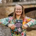 Die Wildppflanzen-Expertin Christine Rauch spricht beim Online Bio-Balkon-Kongress